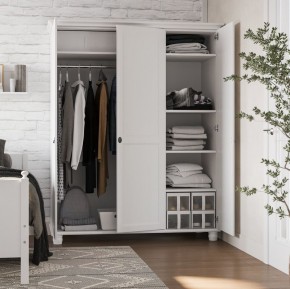 Шкаф 30 Вествик трёхдверный, массив сосны, цвет белый в Озерске - ozersk.mebel24.online | фото 4